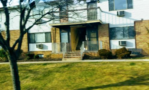 Wyndmoor at Woodbridge a Condominium