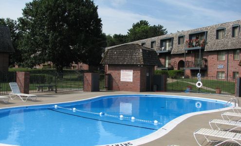 Villa Vinee Apartments