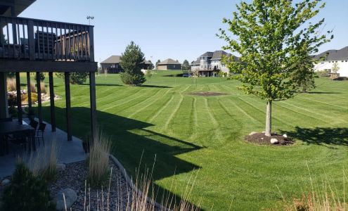 Miles Lawn & Landscaping