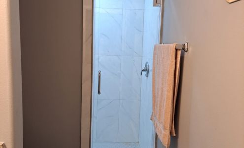 Tony's Glass LLC 414 S Garcia St, Port Isabel Texas 78578