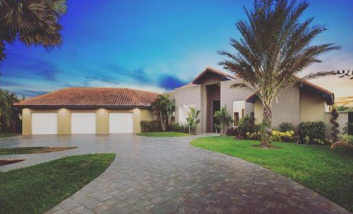 Maria Martinez - Realtor