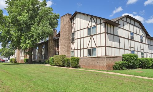 Vista Green Apartments