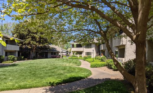 Joshua Tree Apartments
