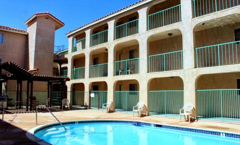 Regency Park Apartments