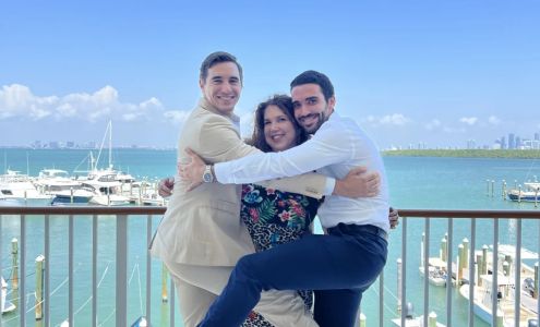 Jacquie Gallardo Group