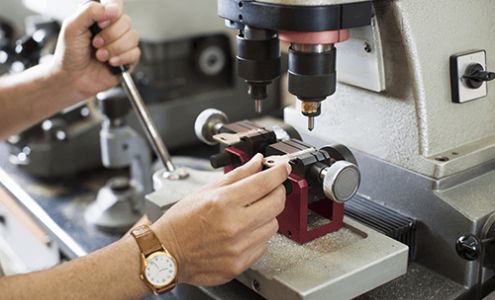 Plainview Lock & Key