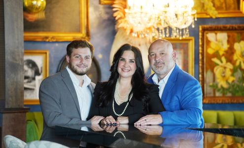 Tracie, Dustin & Jacob Benetz, Realtors - Moving Memphis Group
