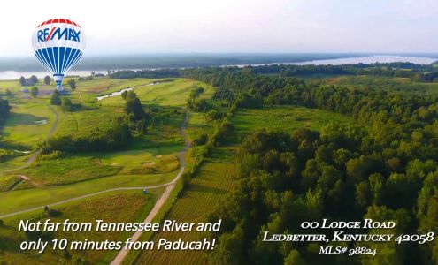 Jan MatthewsTEAM - RE/MAX Realty Group