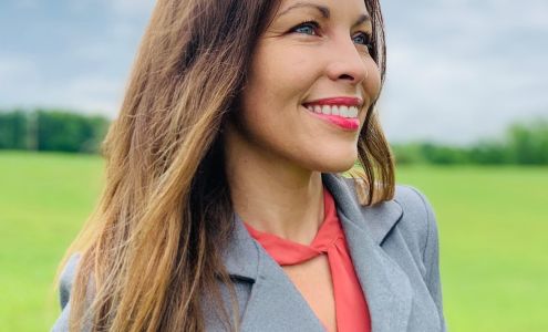 Alicia Bequette, Realtor in TN/KY - Reliant Realty