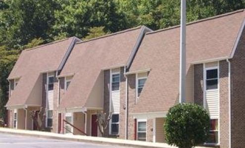 Landura Spruce Pine LLC