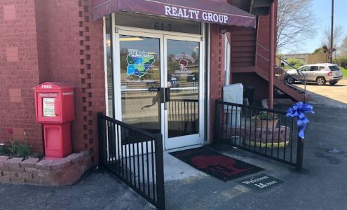 The Realty Group 613 Main St, New Tazewell Tennessee 37825