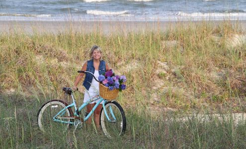 Darissa Thompson, Broker Associate - Peace Sotheby's International Realty