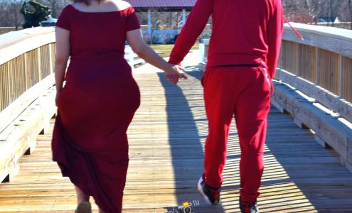 Moser's Moments Photography 216 N Main St, Dundee Iowa 52038