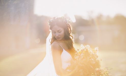 Black and Hue Photography