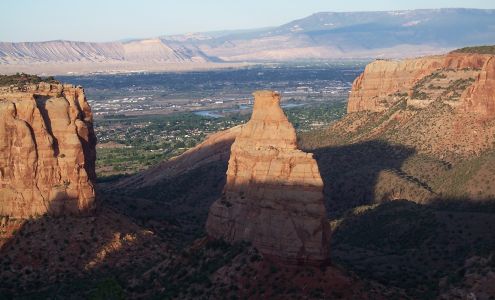 MJ Thomas Photography