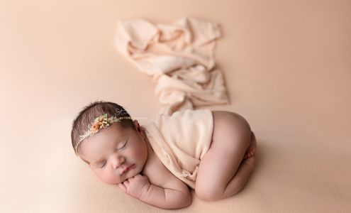 Marysville, Washington Maternity & Newborn Photographer | Studio Evergreen, LLC