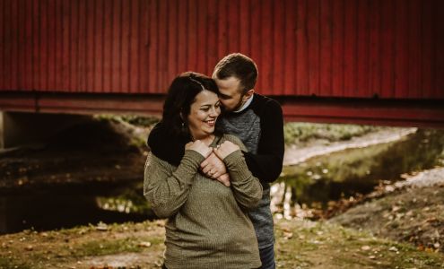 Raising Arrows Photography 1661 Ludington St, Marinette Wisconsin 54143