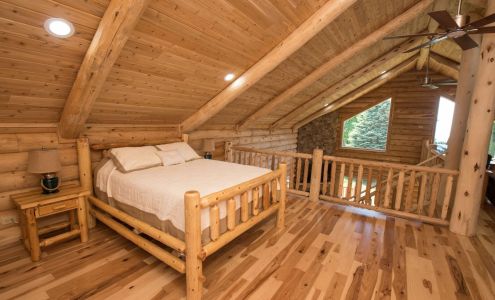 Beaver Log Home Sales & Trading Post Gift Shop