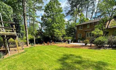 Premium Landscaping & Lawn Maintenance