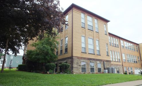 School House Square Saltsburg