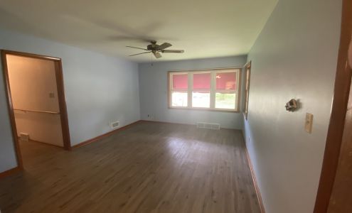 Grimm's LLC 8036 E Liberty St, Hubbard Ohio 44425