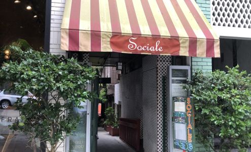 Yoko's Designs In Flowers & Plantings