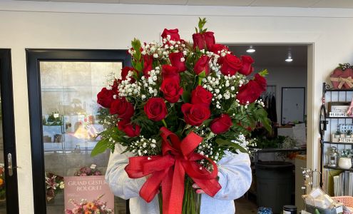 Rustic Floral & Gifts