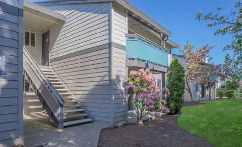 Sterling Ridge Apartments