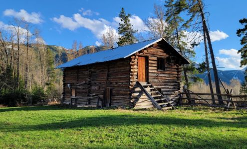 Bear Creek Guest Ranch 15750 US-2, Essex Montana 59916