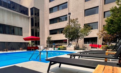 Hotel Universel Montreal