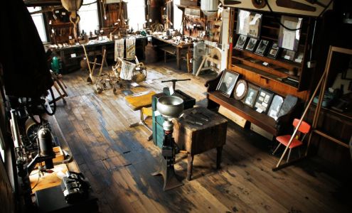 Yellow Trail Museum and Visitors Information Center Hope