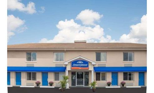 Howard Johnson by Wyndham Springfield