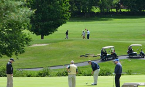 Tashua Knolls Golf Club & Banquets