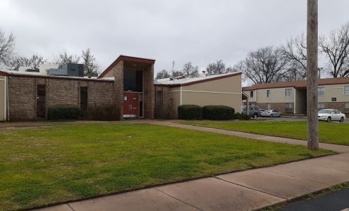 Western Pines Apartments