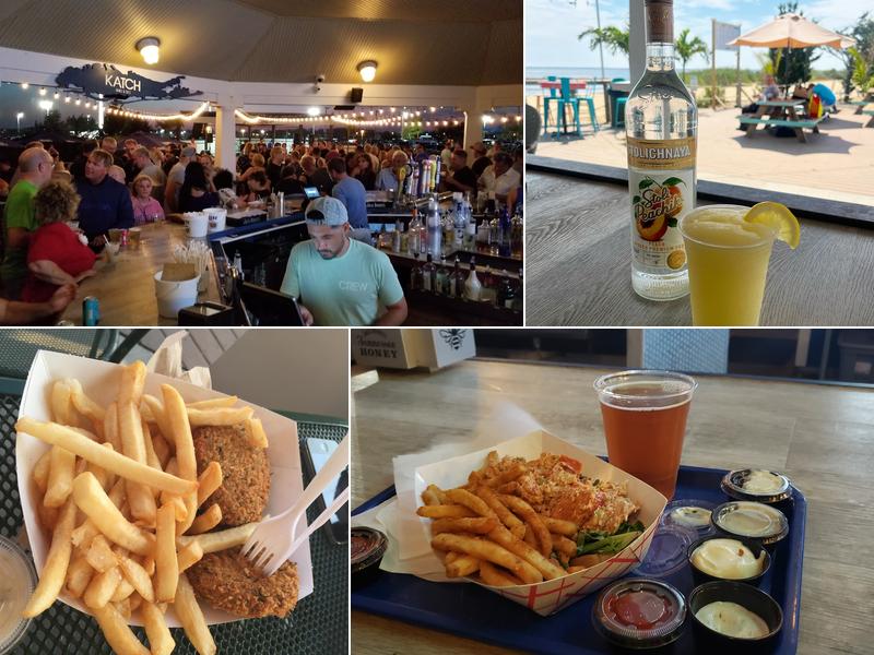 Venetian Shores Beach Hut