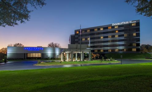 DoubleTree by Hilton Hotel Winston Salem - University