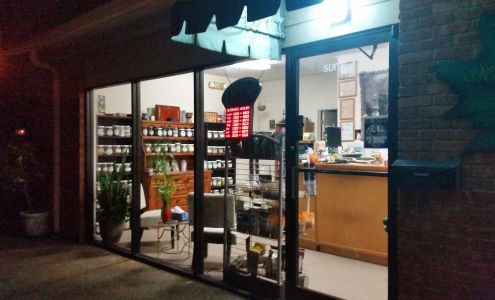 Maple Leaf Natural Health Store