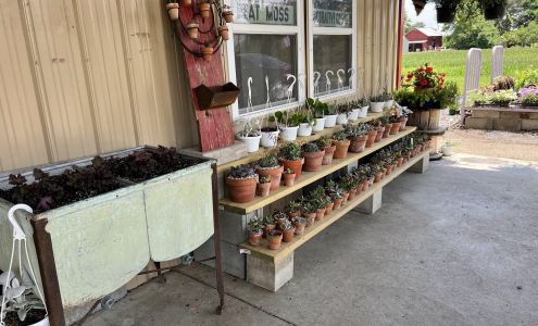 Freshy’s Corn Crib