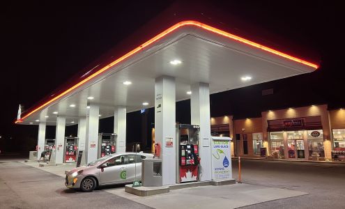 Petro-Canada et Lave-Auto