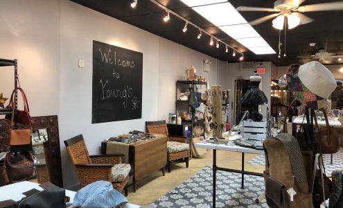 Young's Magasin de Quartier