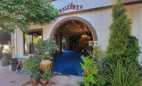 Cares & Whoas Glamour Ranch Décor & Gifts Sloughhouse