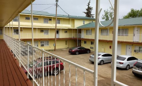 Homestead Inn Wolf Point