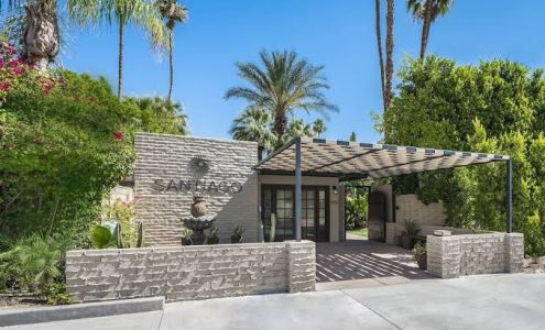 Santiago Resort - A Gay Men's Resort