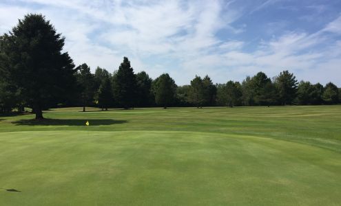 Hunter's Creek Golf Club & Restaurant Cloyne