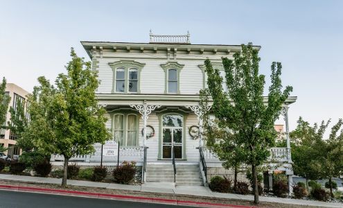 Lake Mansion Arts and Cultural Center