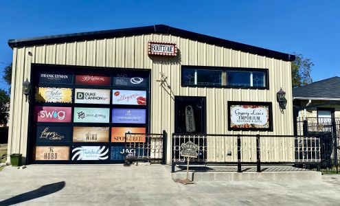 Gypsy Lou's Emporium Karnes City