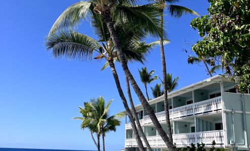 Kona Tiki Hotel