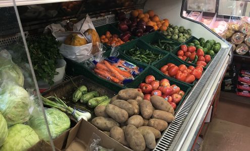 El Farol Meat Market