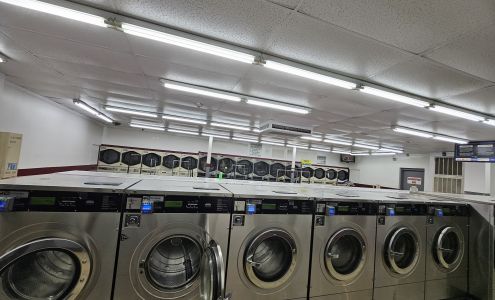 Super Wash House & Car Wash - North Central