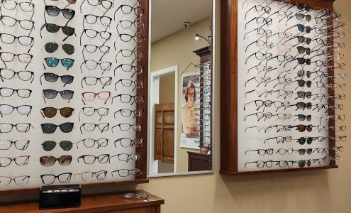 Foster Family Eyecare 689 New Hwy 68 # A, Sweetwater Tennessee 37874